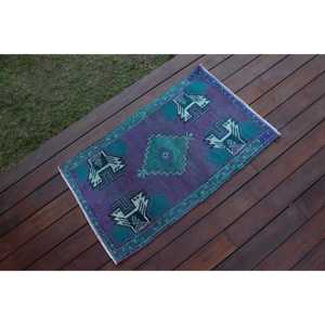 Alfombra Turca de 1.7x2.9 pies, Alfombra Vintage, Alfombra de Lana con Diseño de Cuadros Morados - Product Image 2