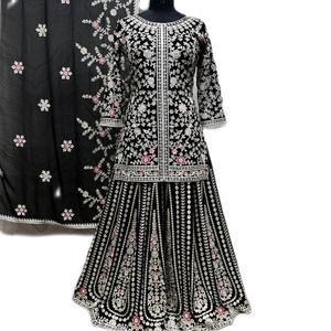 Magnifique Ensemble 3 Pièces Élégant en Faux Georgette Cousu, Style Salwar Kameez Pakistanais, Broderie Lourde et Pierres Appliquées à la Main, Idéal pour Mariages et Fêtes - Product Image 1