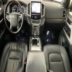 ¡Oferta Imperdible! Toyota Land Cruiser Heritage 2020 Súper Limpio, 5.7L V8 381hp, Tracción Total, Automático, Color Blanco Nieve, SUV de Lujo - Product Image 3