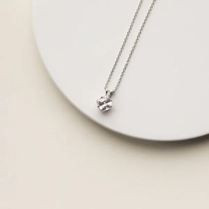 สร้อยคอเพชรตัดเจ้าหญิงสำหรับผู้หญิง - Product Image 2