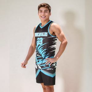 Tenue de basketball personnalisée de qualité supérieure avec impression par sublimation, ensemble professionnel respirant et antibactérien, grandes tailles, 100 % respirant - Product Image 2