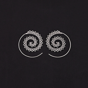 Pendientes de mandala en espiral de plata intrincada Tamaño 43x41MM - Product Image 2