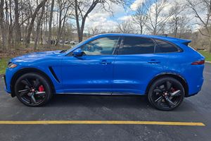 F-Pacce S.V.R 2023 con Poco Kilometraje, Motor en Buen Estado, Neumáticos R18, Listo para Enviar - Product Image 5