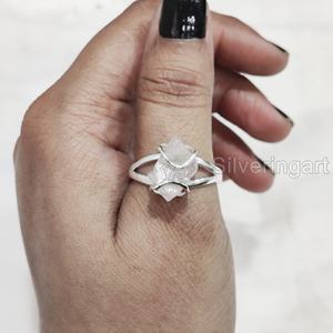 เครื่องประดับหินหยาบแหวนสำหรับผู้หญิงแหวนสำหรับผู้หญิงทำจากแร่ควอตซ์พลอยธรรมชาติยี่ห้อ April สายเพชรดีไซน์เนอร์สาย925แหวนเงินสเตอร์ลิง - Product Image 4