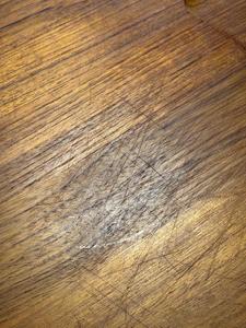 Planche à découper ronde rainurée avec rainure pour les jus, surface épaisse et lisse, idéale pour couper, servir et une utilisation en cuisine moderne - Product Image 6