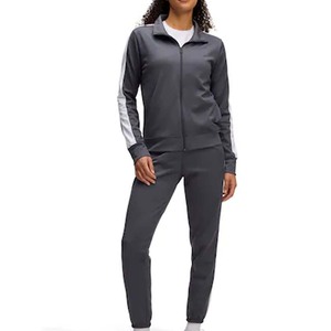 Fabricant personnalisé d'hiver délavé à l'acide, sweat à capuche zippé et dégradé, pantalon de survêtement uni, ensemble de tenues de survêtement pour femmes - Product Image 1