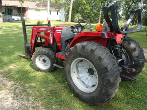 Tracteur Massey Ferguson 1540 à vendre Meilleur prix sur les tracteurs fiables et durables pour les travaux agricoles - Product Image 3