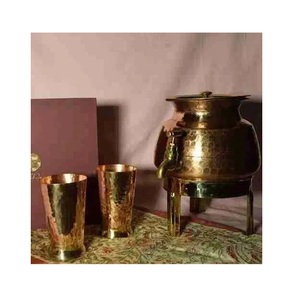 Dispensador frío y caliente de cobre martillado tradicional para uso en hoteles al aire libre Diseño artesanal indio vintage ecológico Saludable - Product Image 1