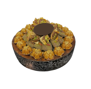 Plateau métallique de qualité supérieure Décoration de table pour la maison Bonbons Plateau de service Parfait pour servir des desserts sucrés lors des célébrations de l'Aïd - Product Image 2