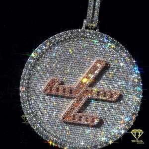 Colgante de hip hop helado chapado en rodio hecho a medida VVS Moissanite 925 joyería hecha a mano de plata esterlina - Product Image 2