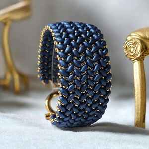 Brazalete de abeja con cuentas hecho a mano-Brazalete para mujeres y niñas - Product Image 1