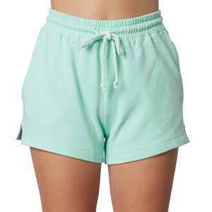 Short Streetwear pour femmes, logo brodé personnalisé OEM, short d'été mode au-dessus de la taille pour femmes - Product Image 1