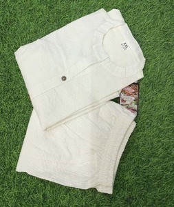 Le plus récent cadeau d'anniversaire blanc de designer kurti kurta pour ses tuniques de mariage en gros fournisseur Kurti pour la saison estivale - Product Image 5