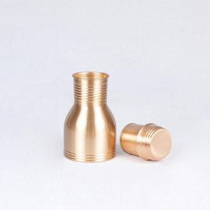 Bouteille d'eau en cuivre pour la vie saine Instant Traders - Product Image 3