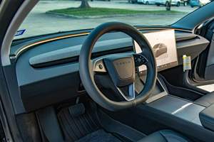 Berline électrique pure de taille moyenne 2024, longue autonomie, double moteur, performances EV avec des fonctionnalités intelligentes avancées, sans accident - Product Image 5