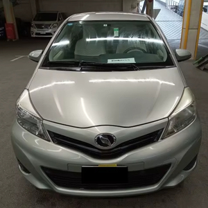 Venta de Vehículos Toyota Vitz Usados, 5 Puertas, Automático/Manual, Cuero de Alta Calidad, Volante a la Derecha/Izquierda - Product Image 1