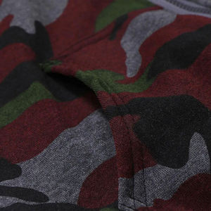 เสื้อฮู้ดและสเวตเตอร์ของผู้ชายเสื้อฮู้ดแบบซิปผ้าฟลีซโพลีเอสเตอร์100% พิมพ์ลายพรางสินค้ามาใหม่2025 - Product Image 5