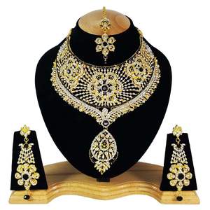 Ensemble de bijoux vintage en alliage, cristal, strass, zircon, design floral, collier, boucles d'oreilles, coiffe, pour femmes, fiançailles, anniversaire - Product Image 2