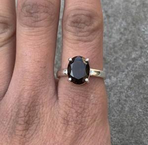 Anillo Minimalista de Plata 925 con Cuarzo Ahumado y Baño de Rodio, Engaste de Puntas, Certificado Cristiano, para Aniversario de Bodas, con Piedra Preciosa - Product Image 2