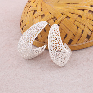 Aros grandes de filigrana de flor de plata hechos a medida para mujeres niñas joyería estilo cesta aros de poste de oreja plateado hermoso pendiente - Product Image 3