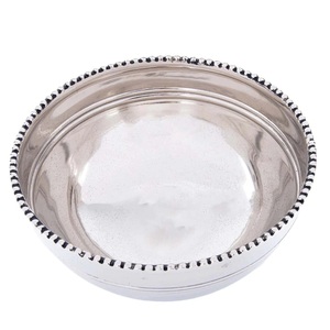 Bol de service décoratif à fruits en métal de grande demande Vaisselle de forme ronde Bol à salade et à dessert Design attrayant - Product Image 1