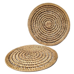 Dessous de verre en osier ovale en lin de jute tissé tapis de table à manger support résistant à la chaleur main chez Star Crafts India - Product Image 1