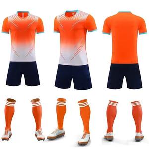 Camiseta de fútbol de alta calidad, uniforme de secado rápido, conjunto de fútbol de entrenamiento con estilo en el extranjero para hombres - Product Image 5