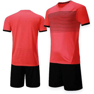 Poids léger le plus vendu uniforme de football vêtements de sport confortables uniforme de football pour la vente en ligne - Product Image 5