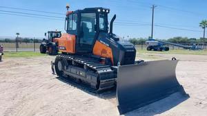 Nouveau bulldozer sur chenilles DEVELON DD130 avec moteur et transmission - Capacité de bêchage de 5,4 m - Équipement de construction à vendre - Product Image 3