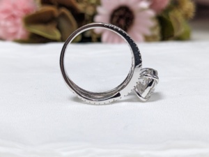 2.50 CT Lab แหวนหมั้นแบบแยกก้านเพชรทรงกลมสำหรับผู้หญิง14K สีทองคำขาว/เหลืองทอง - Product Image 5