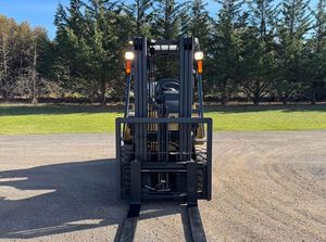 CHARIOT À FOURCHE PNEUMATIQUE CAT IC GP15N UTILISÉ - Product Image 4