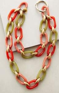 Best Quality Resin Chain Links in All Sizes Colours Classic Butterfly Shape Design Competitive Marketing Price Available Now! - Product Image 5