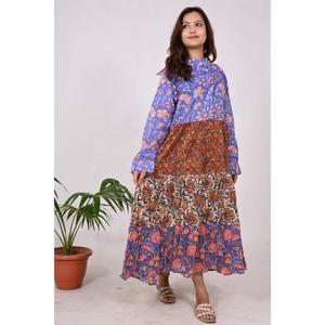 เดรสแม็กซี่โบฮีเมียนทำด้วยมือสำหรับผู้หญิงชุดเดรสผ้าฝ้ายอินเดียมีกระดุมพิมพ์ลายเป็นมิตรกับสิ่งแวดล้อมสำหรับงานเลี้ยงเทศกาลสไตล์ประจำวัน - Product Image 2