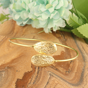 กำไลข้อมือทองอัลมอนด์สำหรับผู้หญิงสายบางปรับได้เปิดหน้า18K สร้อยข้อมือชุบทอง - Product Image 2