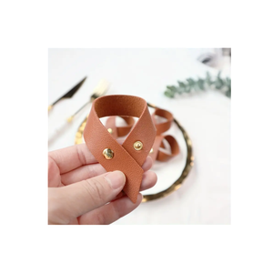 Servilletero de cuero, hebilla de decoración del hogar, hebilla de Clip de servilleta occidental para accesorios, servilleteros - Product Image 1