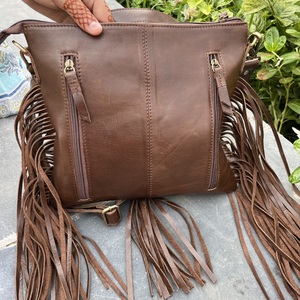 Bolso con flecos de cuero tallado en piel de vaca auténtica superventas, bolso bandolera de cuero bohemio con una sola correa a mano y hoja de calidad superior - Product Image 3