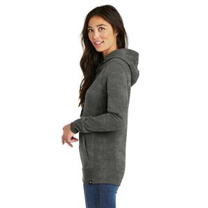 Sweat à capuche coupe ajustée en éponge française pour femmes - Product Image 4