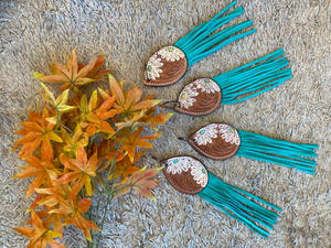 Porte-clés à pompon Turquoise en cuir de vachette usiné à la main porte-clés en cuir véritable souple peint à la main personnalisé pour un usage multiple - Product Image 5