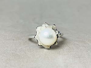 Meilleure qualité bague en argent sterling 925 élégante perle d'eau douce sertie dans le style vintage gitan mignon à la mode pour les fêtes - Product Image 2