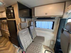 Nouveau Winnebago Travato 59G 2025 prêt à la vente - Product Image 4