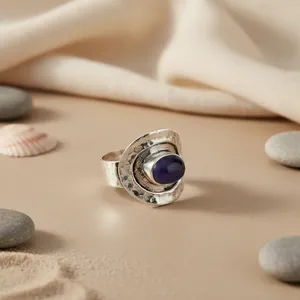 Bague de cocktail géométrique en argent 925 avec saphir serti clos, style bohème, unisexe, pour tous les jours - Product Image 1