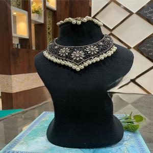 ที่น่าสนใจที่มีคุณภาพสูงดูมุกเงินชุบชุดสร้อยคอ kundan ต่างหูสำหรับผู้หญิงออกแบบเครื่องประดับสำหรับงานแต่งงาน - Product Image 1