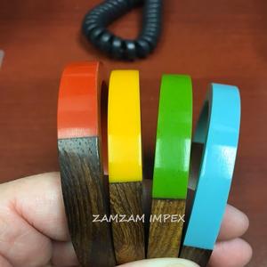 Bracelet en bois et en résine de conception artisanale unique fait à la main - Product Image 4