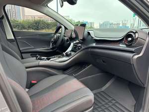 BYD E2 Comfort ปี 2023 ระยะทางวิ่ง 405 กม. แบตเตอรี่ Blade จอแสดงผลหมุนได้ขนาด 10.1 นิ้ว รถยนต์ไฟฟ้าล้วนแบบแฮทช์แบ็กสำหรับใช้ในครัวเรือน - Product Image 3