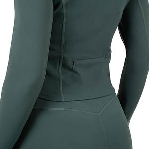 Veste de yoga pour femmes de qualité supérieure tissu évacuant l'humidité parfait pour le yoga et les tenues décontractées - Product Image 6