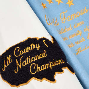 Veste universitaire pour homme en cuir avec patchs vintage en chenille personnalisés, blocs de couleur, poignets côtelés, col montant, tendance mode hivernale - Product Image 5