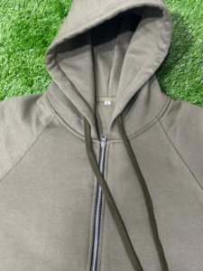 Sudaderas con Capucha y Pantalones Deportivos para Hombre, Estilo Urbano Americano, Impresión Puff, Corte Regular, 100% Algodón, Logotipo Personalizado, Alta Calidad, Venta al Por Mayor - Product Image 3