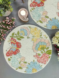 New Design Glass Beaded Cut Out <b>Placemats</b> <b>Gold</b> <b>Placemats</b> New Design Glass Beaded Cut Out <b>Placemats</b> <b>Gold</b> <b>Placemats</b> - Product Image 2