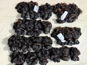 Extensions de Cheveux Humains Indiens Body Wave de Couleur Claire en Gros, Double Drawn, Bruts et Cuticules Alignées - Product Image 2