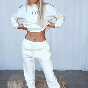 Conjunto de chándal de dos piezas para mujer a la moda con Sudadera con capucha y pantalones de Jogger ideales para gimnasio o estilo diario - Product Image 6